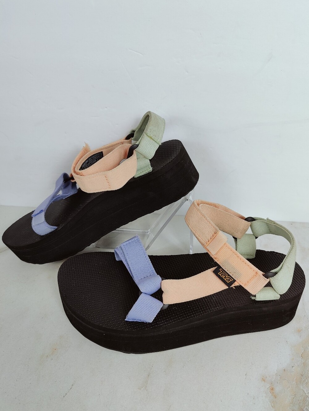 Teva Women's Flatform Universal Platform Sandals Pastel 'Sherbert' Colorblock, 8